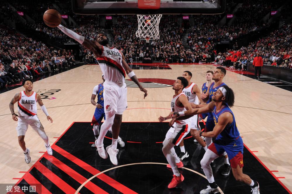 赛季初更换 赛季初更换