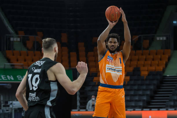 巨额投入 巨额投入